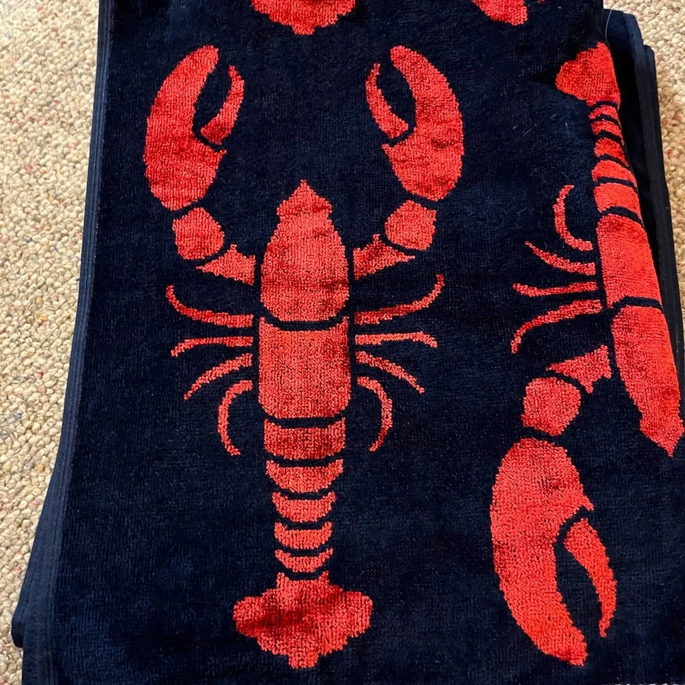 🆕 Caro Home Chesapeake Lobster Beach Towel Oversized